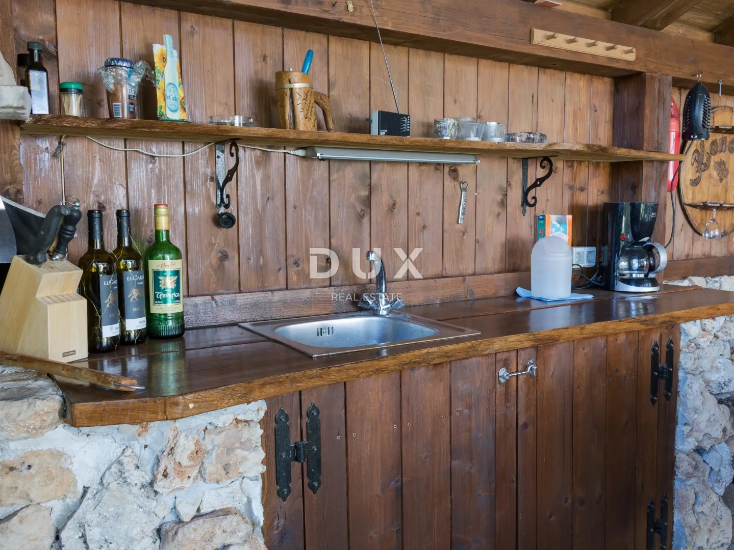 vodice, obrove, vila, 291,76 m2, tri etaže, dvorište - slika 9
