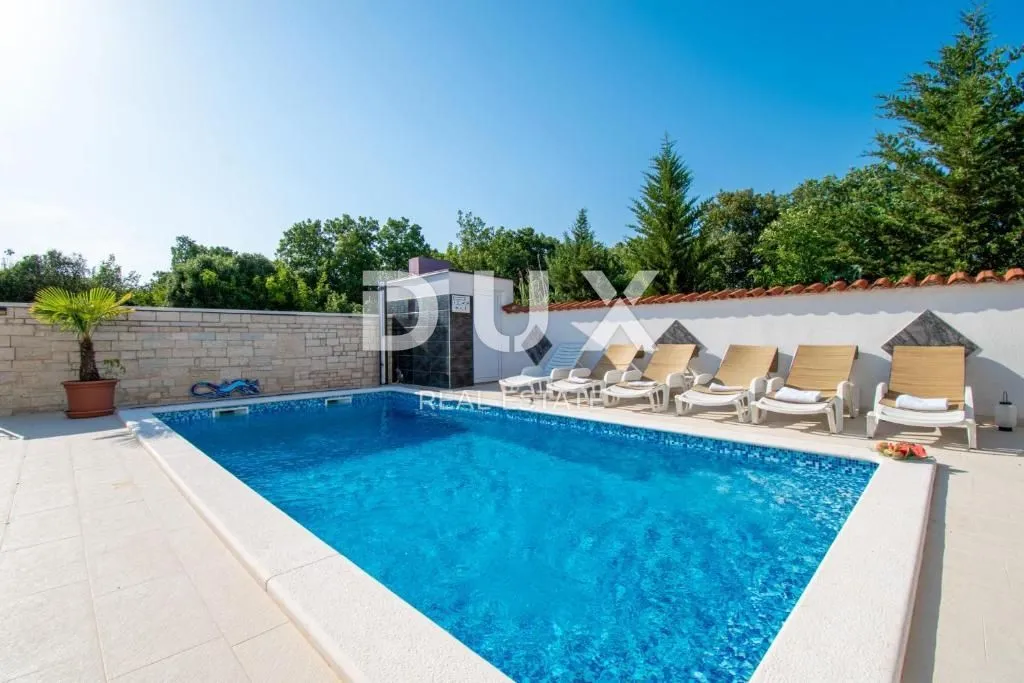 istra, pula prekrasna apartmanska kuća! - slika 33