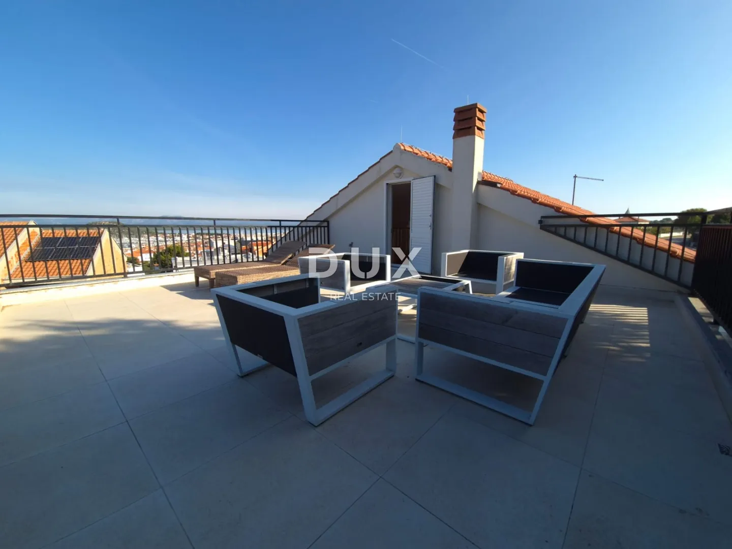 otok otok murter, murter - prilika! ekskluzivan četverosoban penthouse - slika 22