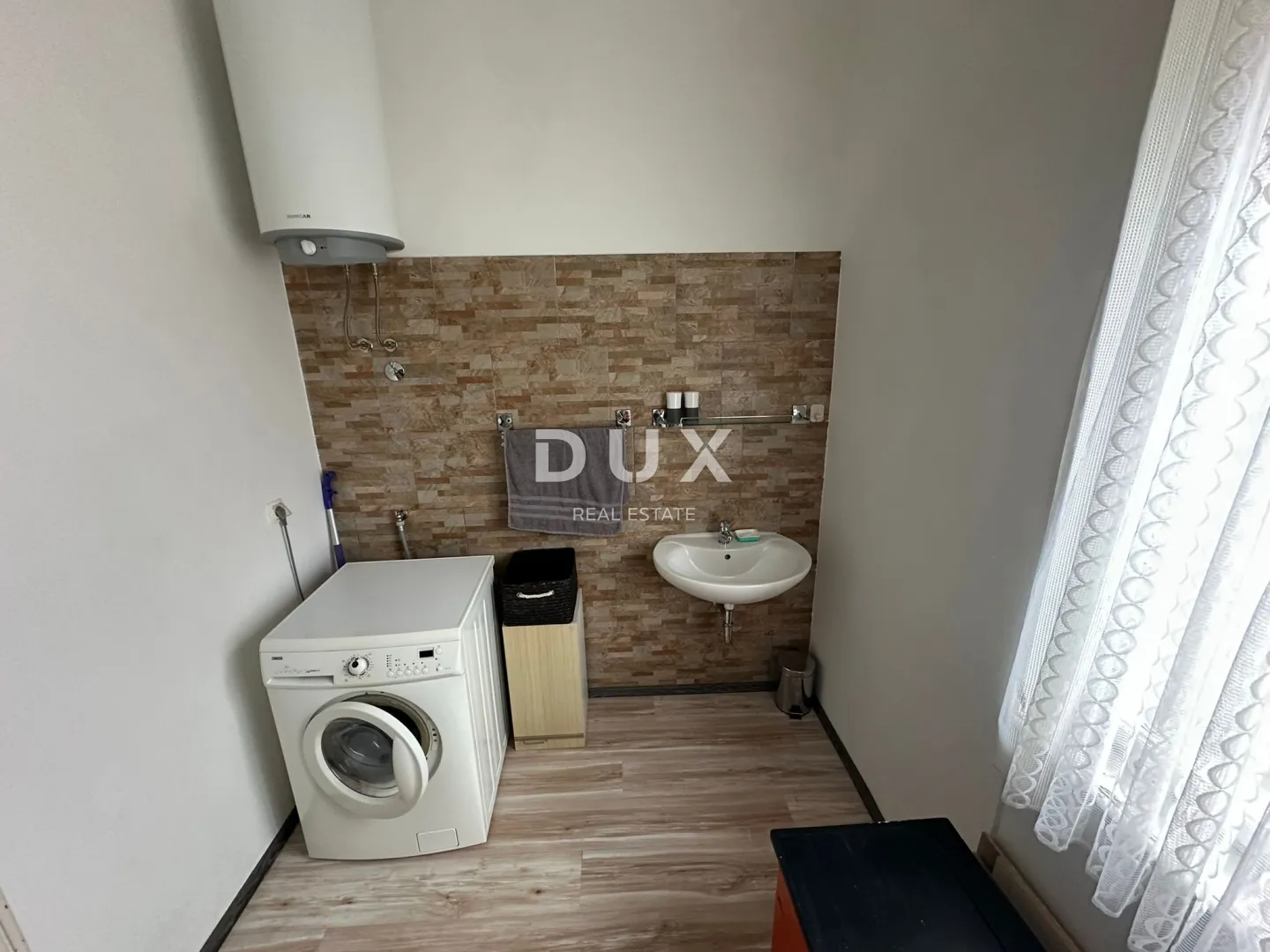 istra, pula - jedinstveni stan od 178 m2 u srcu pule! - slika 13