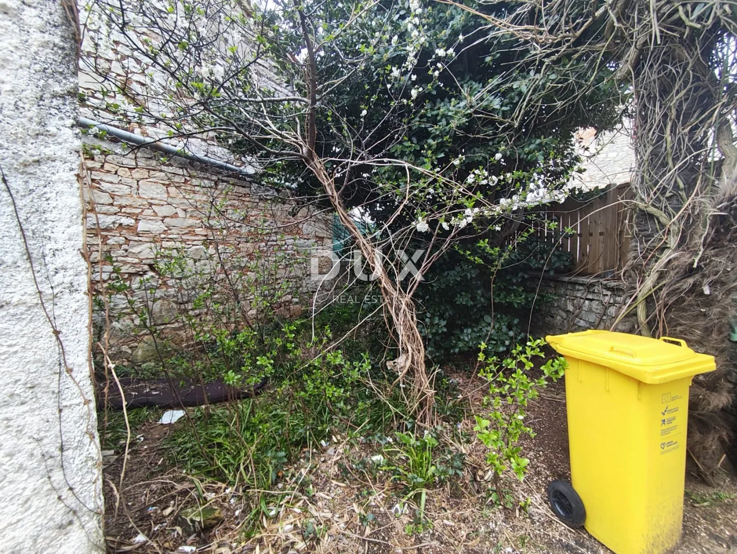 istra, peruški - kamena kuća za adaptaciju - slika 27
