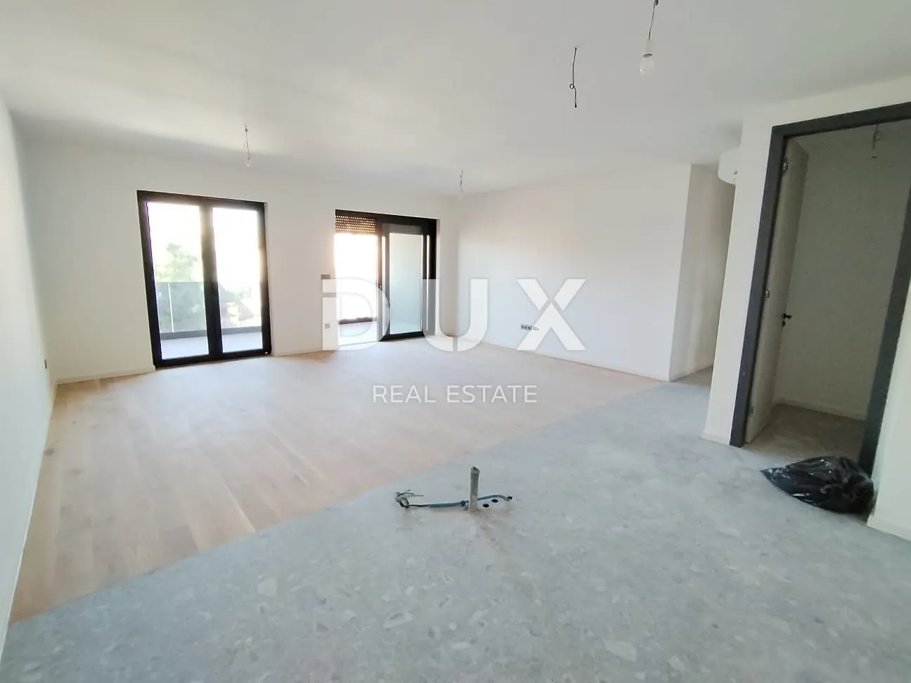 istra,pula -luksuzni smart home stan u centru 130 m2! - slika 13