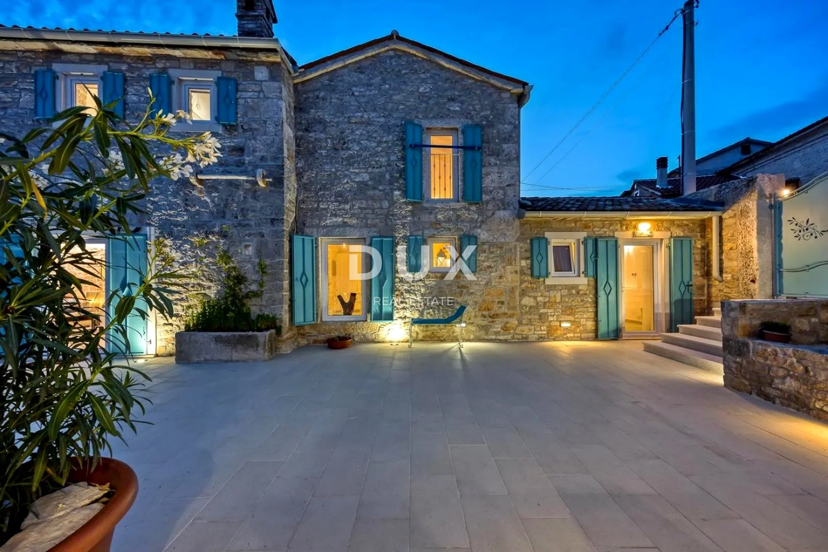 istra, sveti lovreč - kamena kuća s bazenom - slika 33