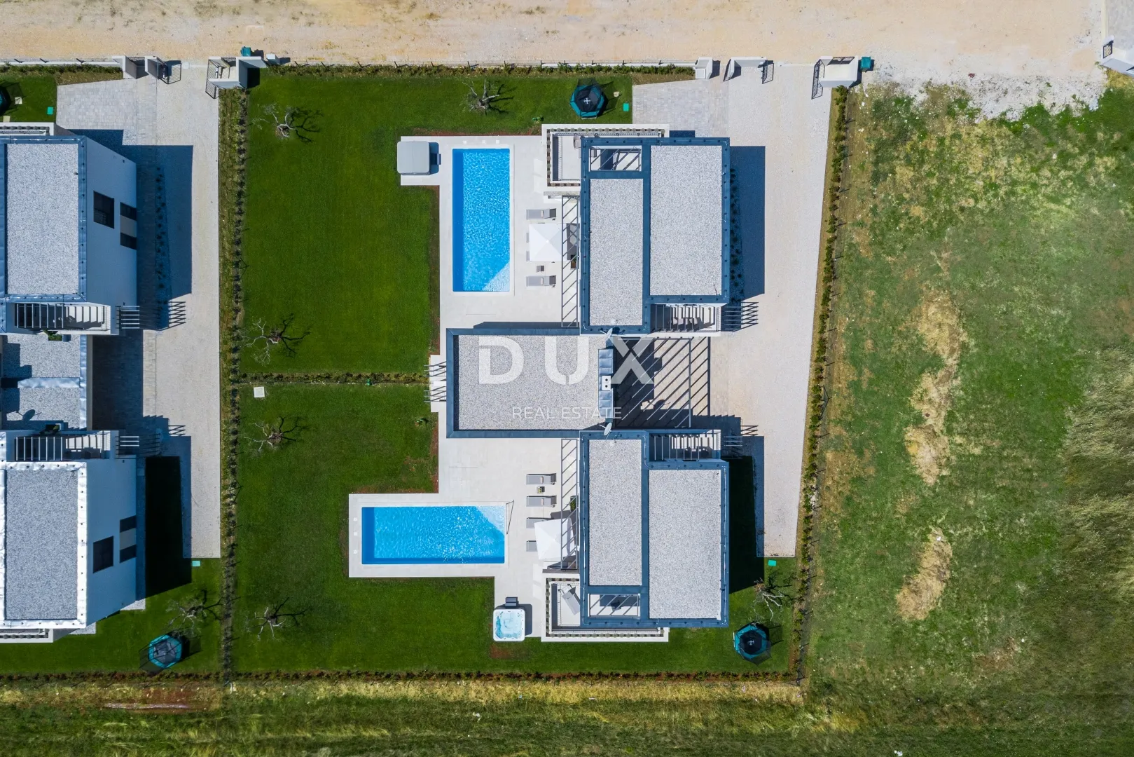 istra, brtonigla – dvije luksuzne vile s bazenima u mirnom okruženju - slika 3