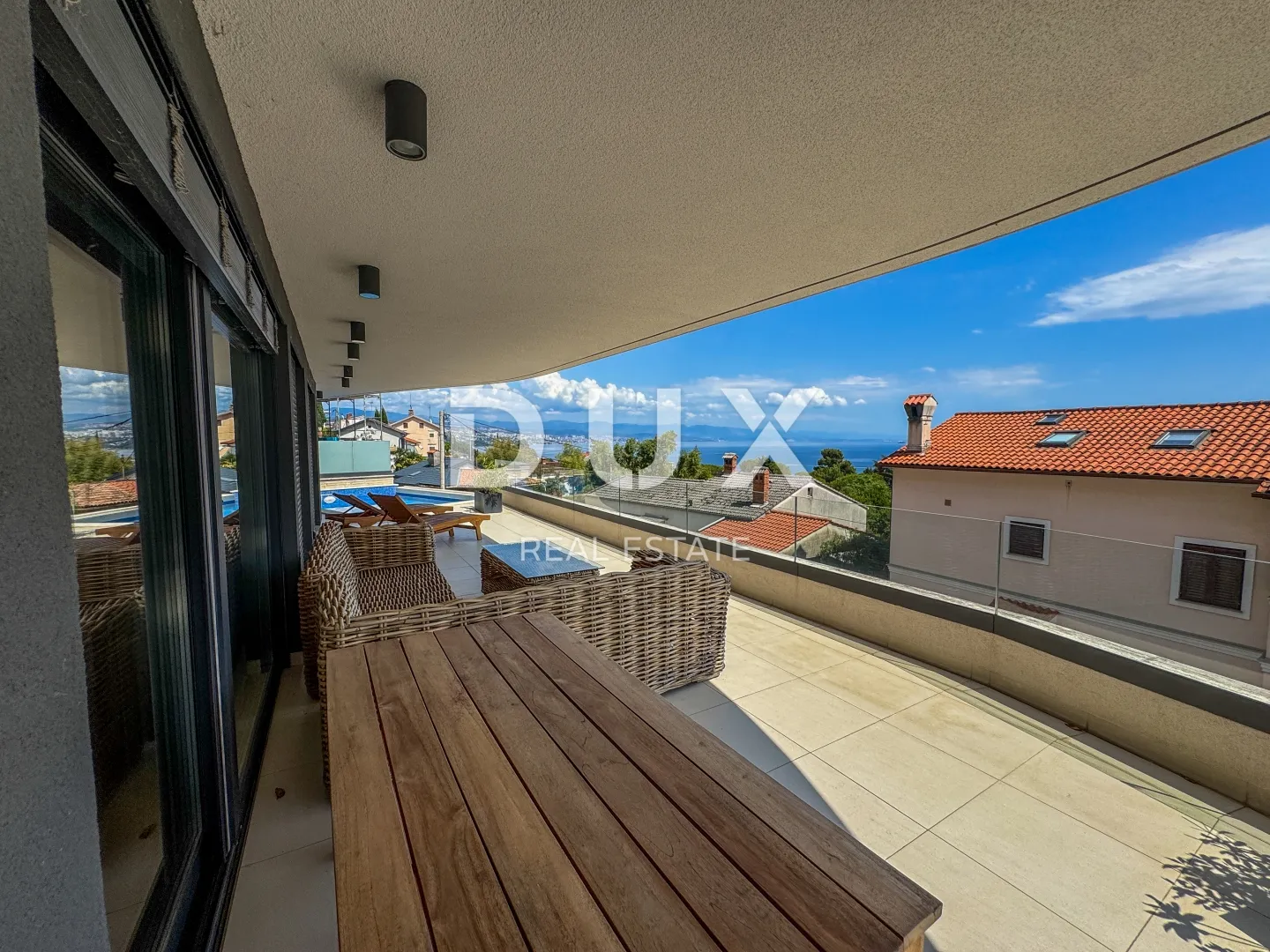 opatija, centar, četverosoban stan, 158 m2, s privatnim bazenom - slika 4