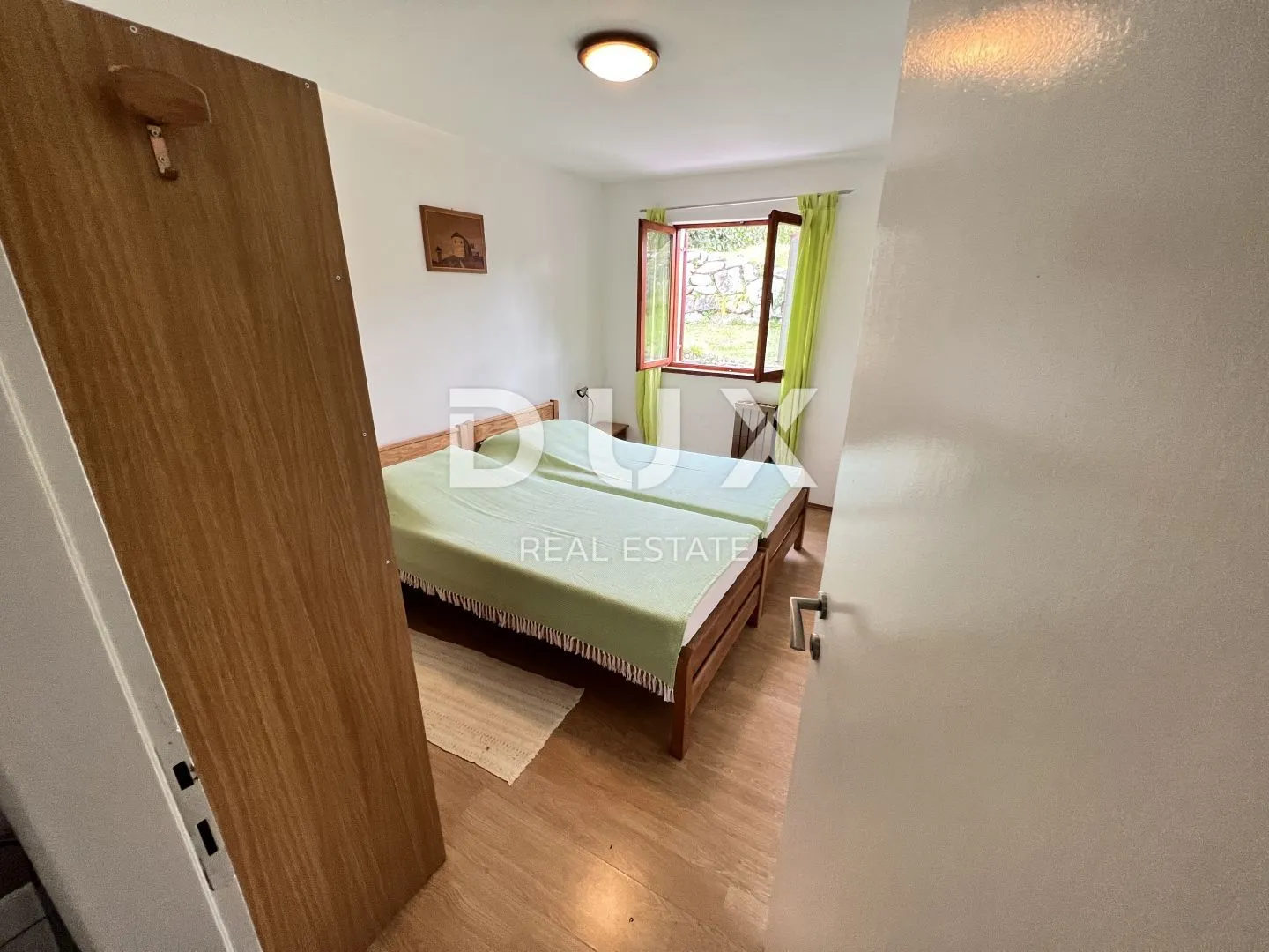 otok krk, njivice - samostojeća kuća sa velikom okućnicom - slika 34