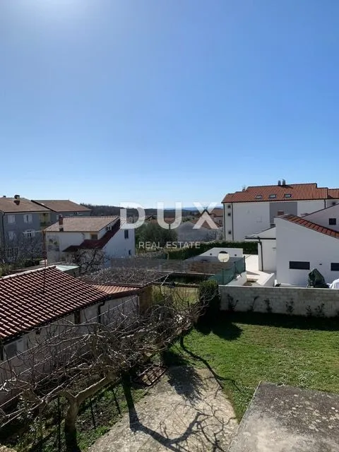 istra , rovinj obiteljska kuća sa pogledom na more - slika 6