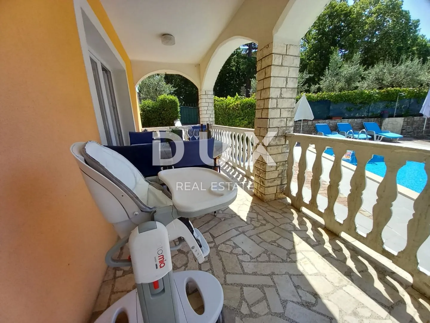 istra, labin - atraktivna apartmanska kuća s bazenom - slika 3