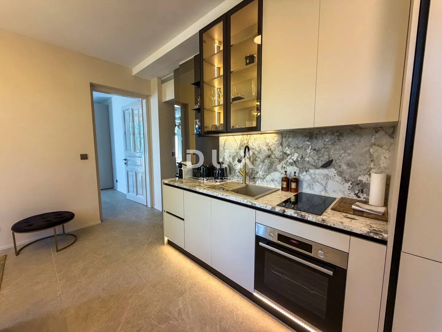 opatija, centar, dvosobni stan, najam, 51m2, 300m od mora - slika 6