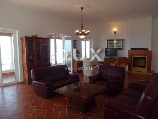 otok krk - ekskluzivna vila sa bazenom - slika 87