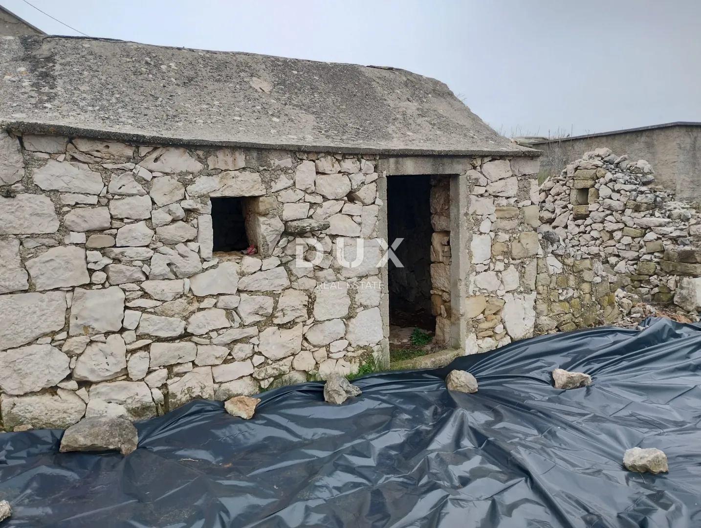 zadar, rtina - kamena kućica s pogledom na more - slika 3