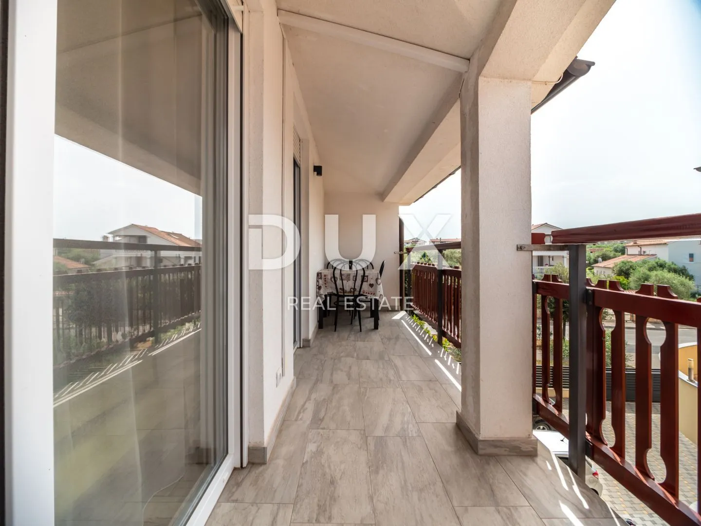 istra, peroj - atraktivna apartmanska kuća s bazenom i pogledom na more! - slika 27