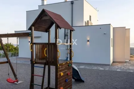 crikvenica, šmrika - luksuzna vila s bazenom i predivnim pogledom na more - slika 35