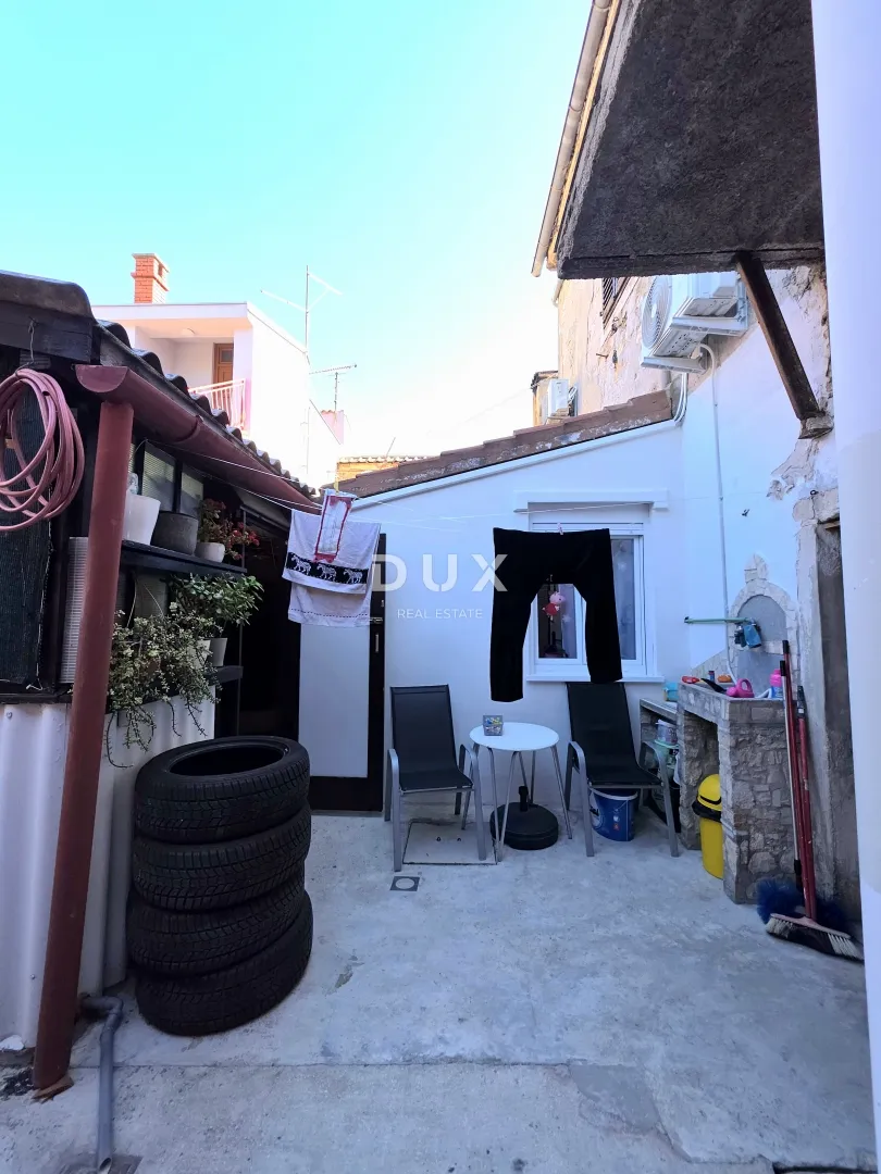 pula, centar - 2ss+db uređen obiteljski stan - slika 26