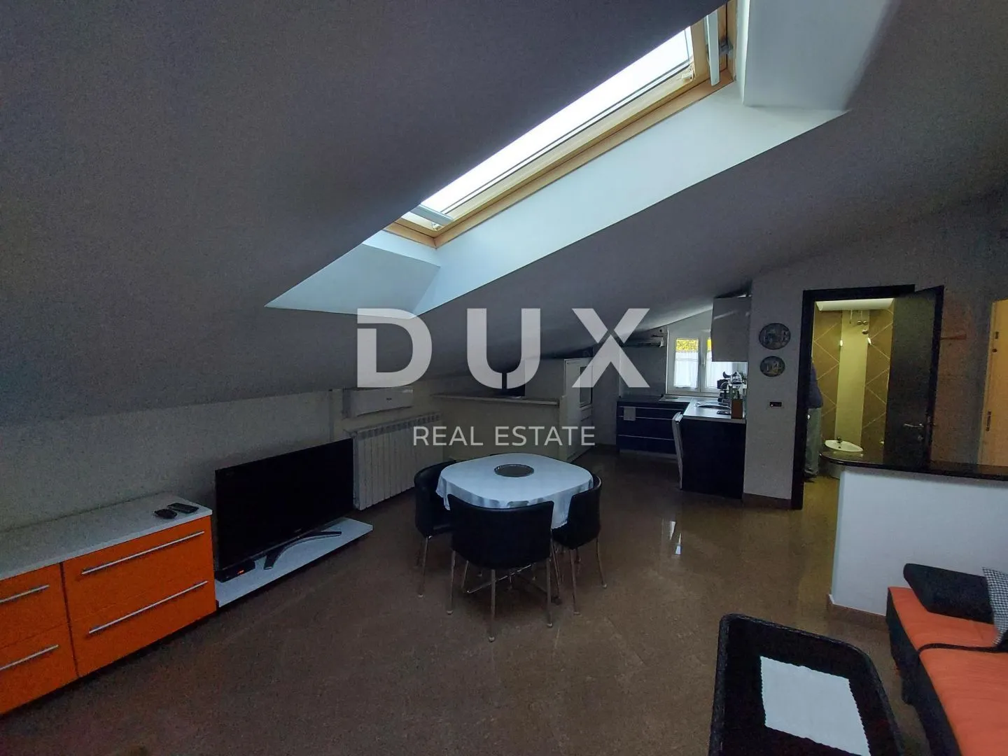 opatija, veprinac - vila 1000m2 s pogledom na more, 6 apartmana i bazenom + okoliš 1000m2 - slika 42