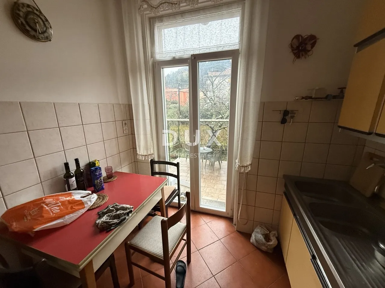 istra, labin, vilete - stan u prizemlju s konobom i vrtom - slika 4
