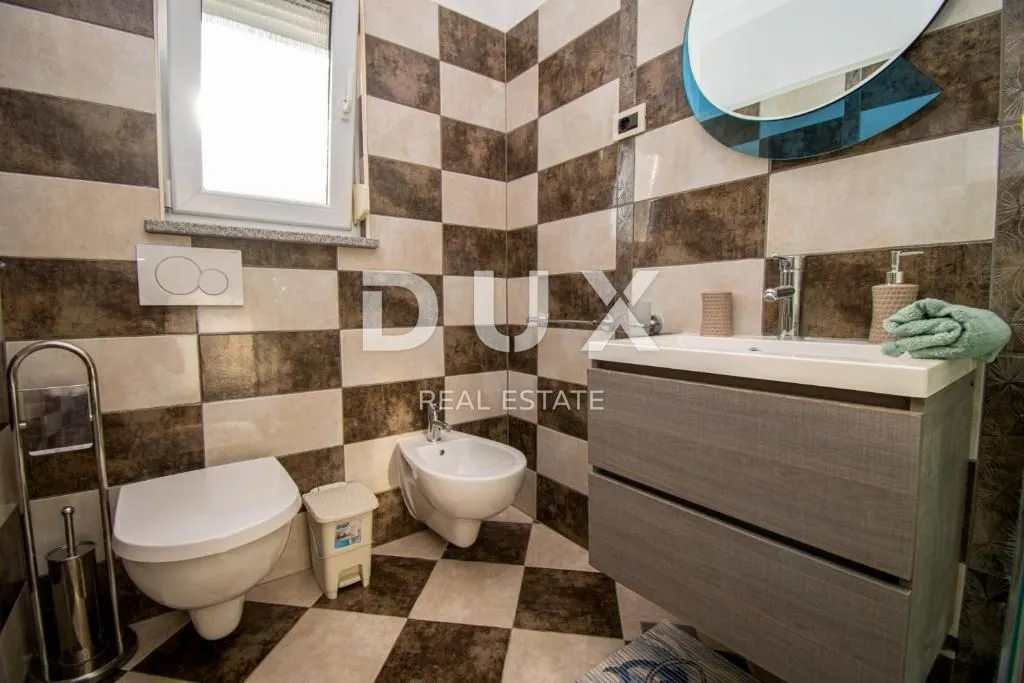 istra, pula prekrasna apartmanska kuća! - slika 12