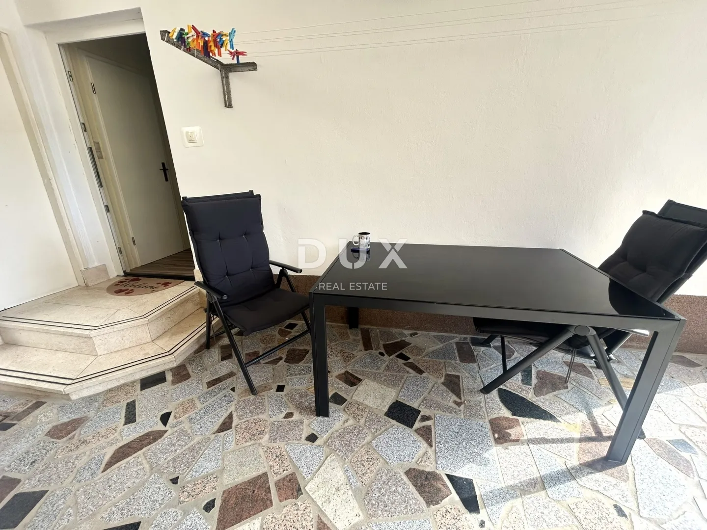 dalmacija, vodice – trosoban stan u prizemlju, 450m od plaže, parking, podrum, vrt - slika 12