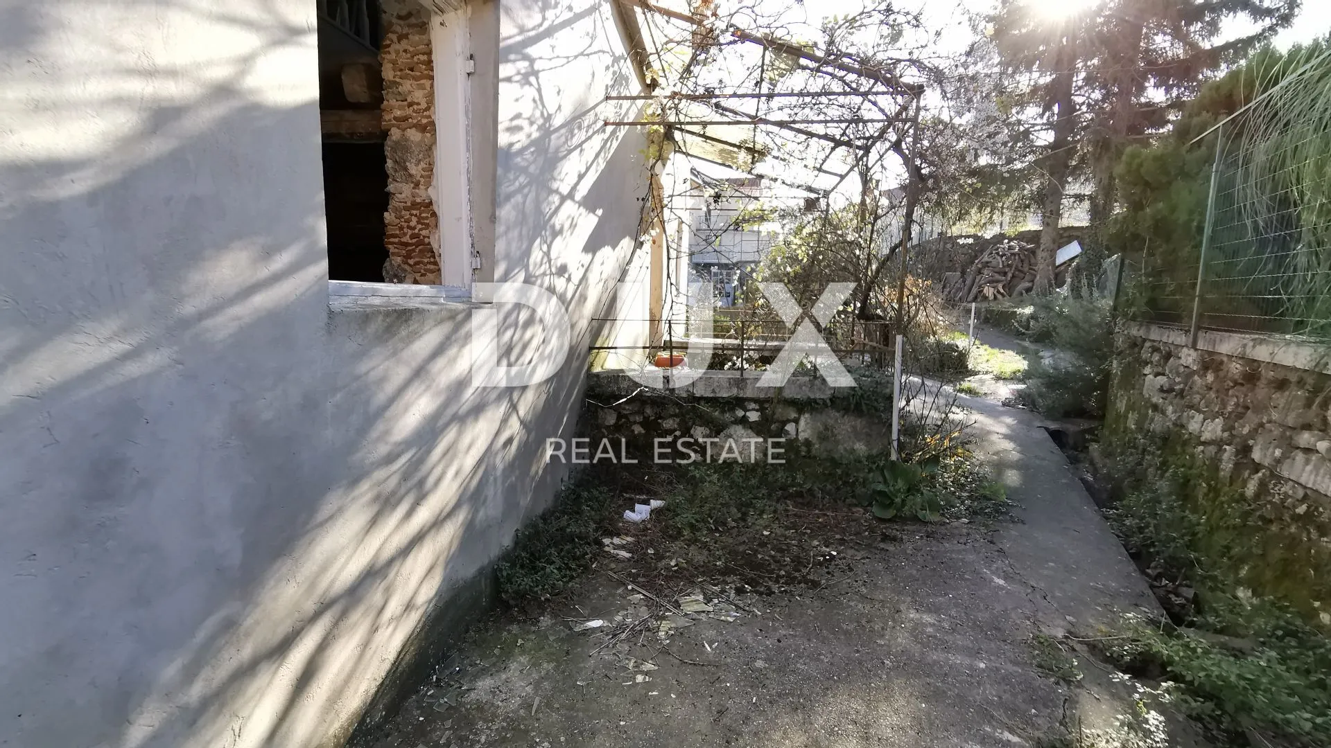 kastav, centar - kuća 246 m2 u starom gradu + okućnica 400m2 - slika 22