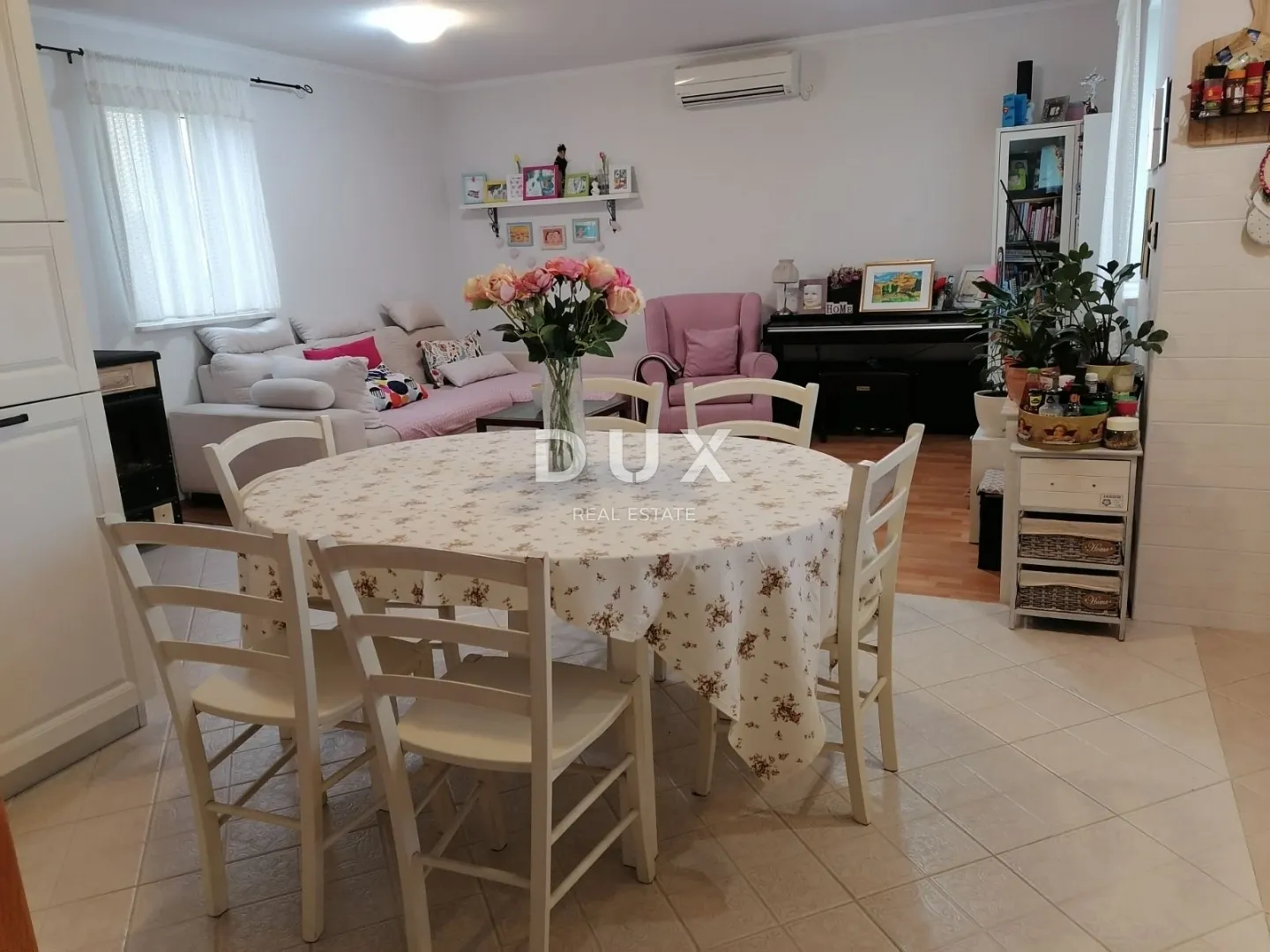 mali lošinj - dva stana s vrtom, terasom na samo 130 metara od mora - slika 5