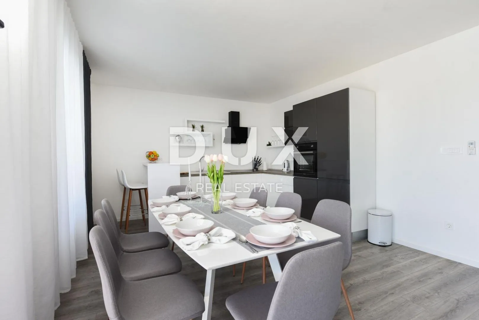 zadar, murvica - prekrasna vila s bazenom - slika 10