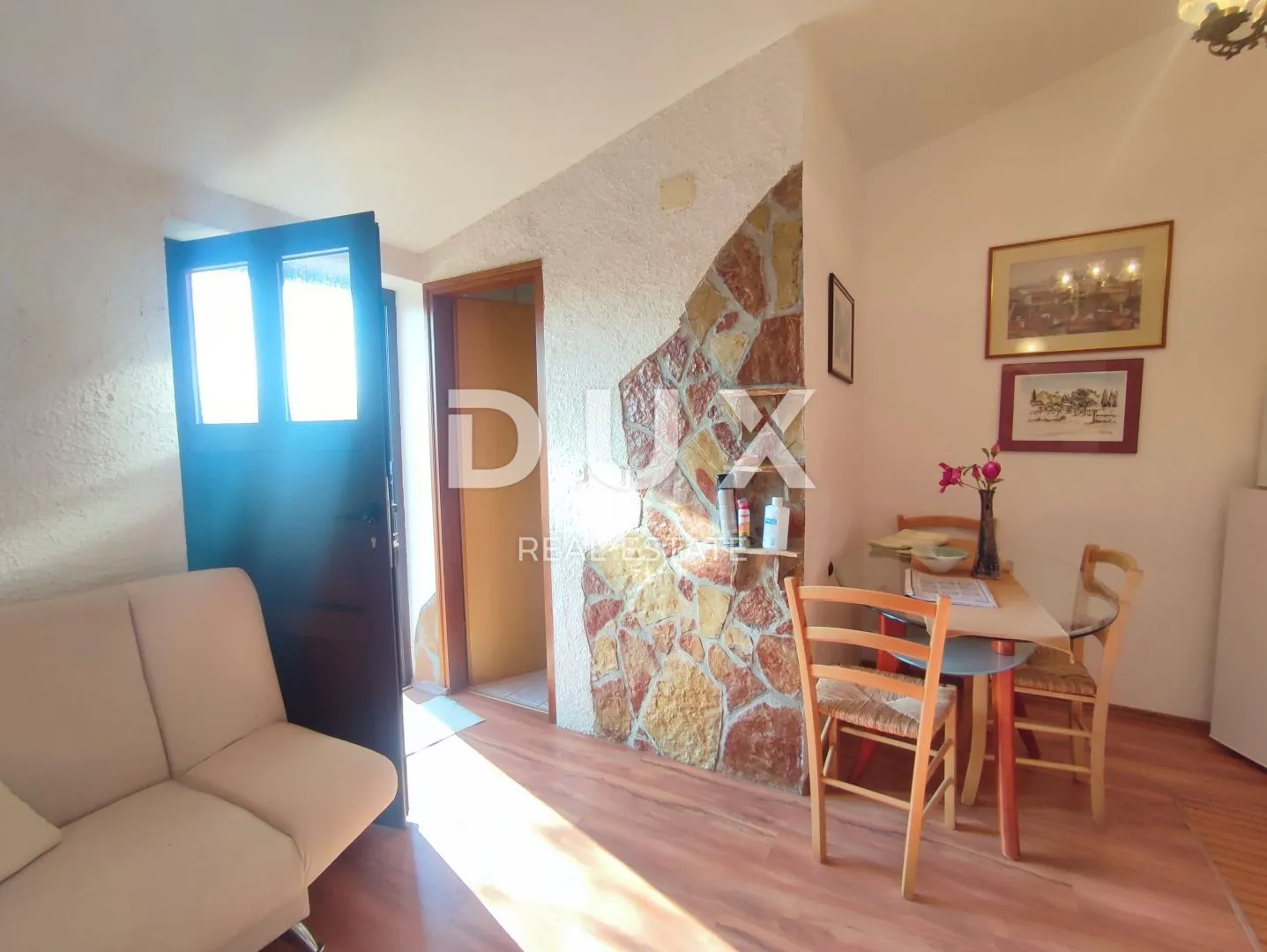 istra, pula, veli vrh - impozantna obiteljska vila nadomak grada - slika 126