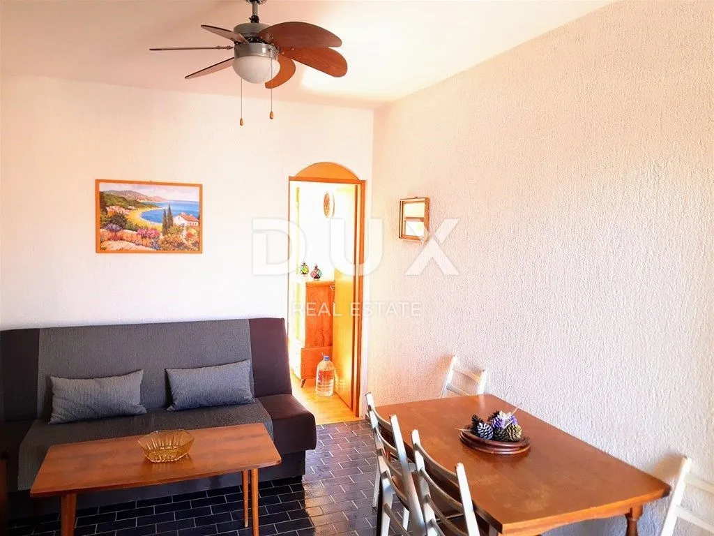 otok pag, grad pag- dvojna kuća 247 m2 za turizam - slika 13