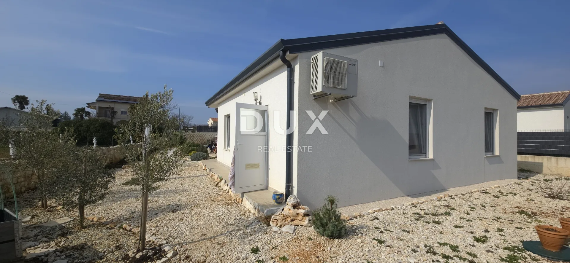 istra, tinjan - moderna prizemnica s bazenom, novogradnja - slika 31