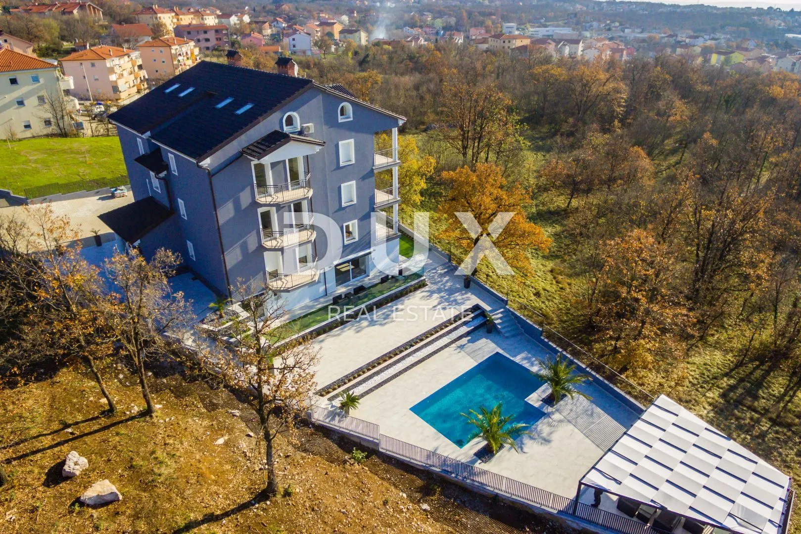 marčelji, vrtače - luksuzni stanovi 85 m2 sa bazenom i okućnicom - slika 4