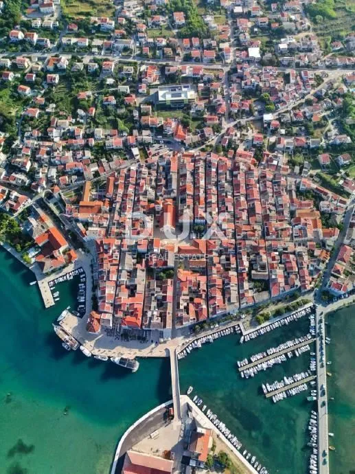 pag - kuća u centru paga - slika 3