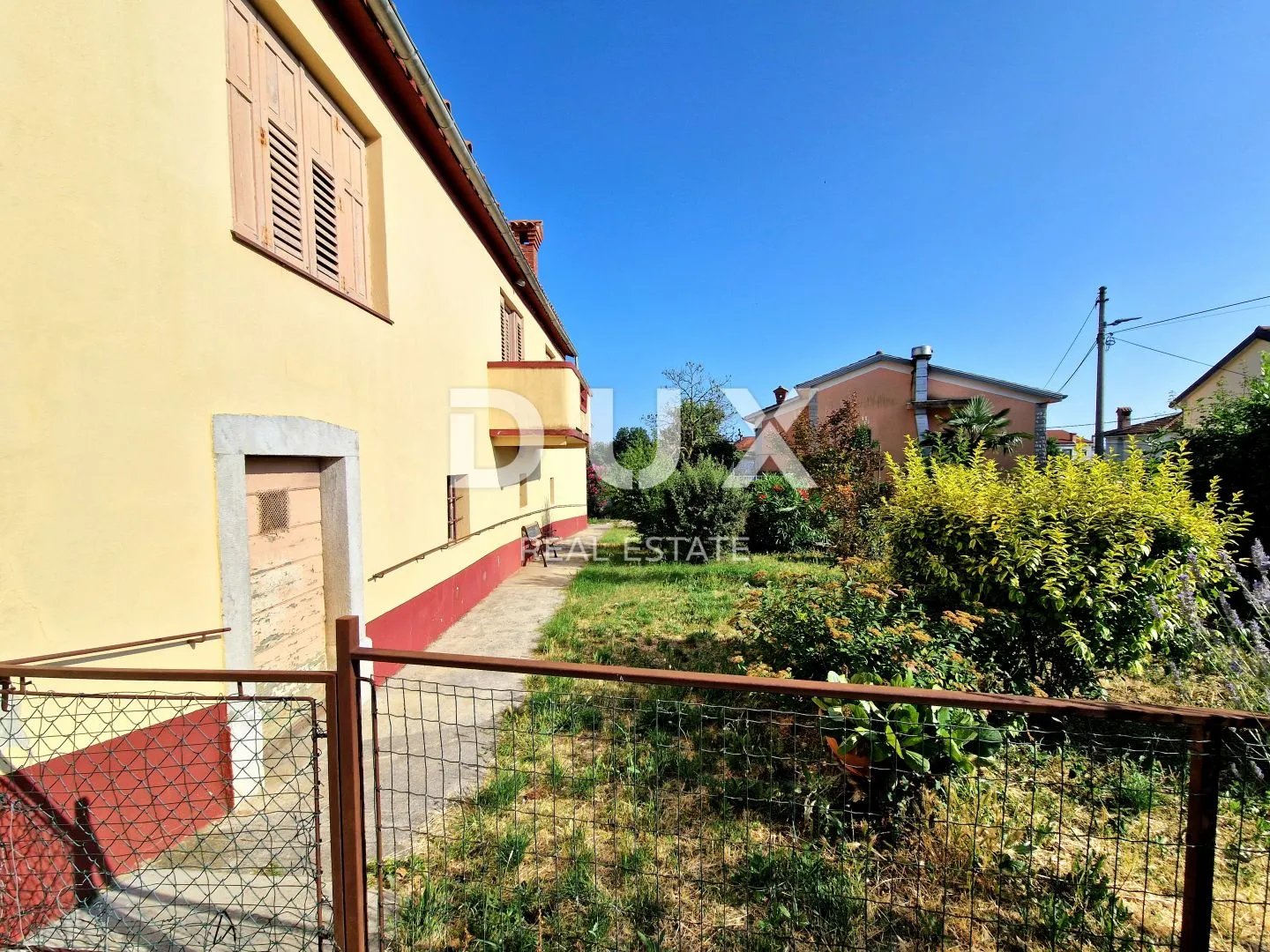 kastav, rubeši - samostojeća kuća s okućnicom od 1600m2 - slika 4