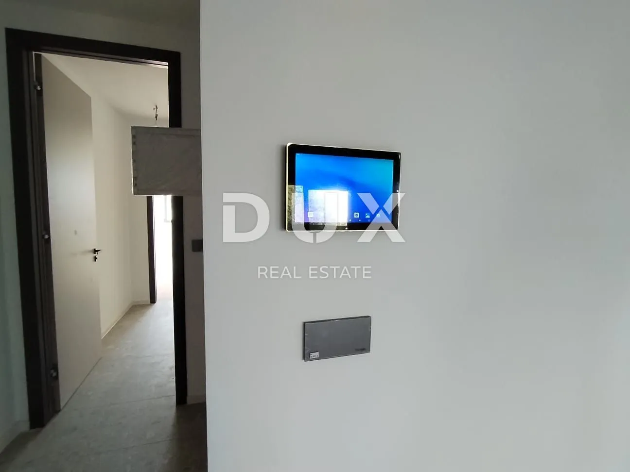 istra,pula -luksuzni smart home stan u centru 130m2! - slika 27
