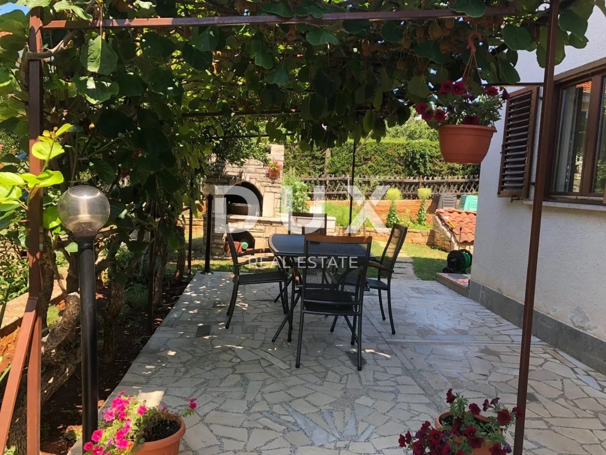 istra, novigrad - apartmanska kuća 650m od mora - slika 16
