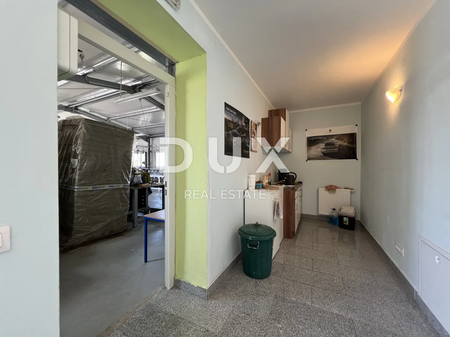 matulji, okolica - poslovno stambena zgrada od 350 m2 + okućnica 1000m2 - slika 5