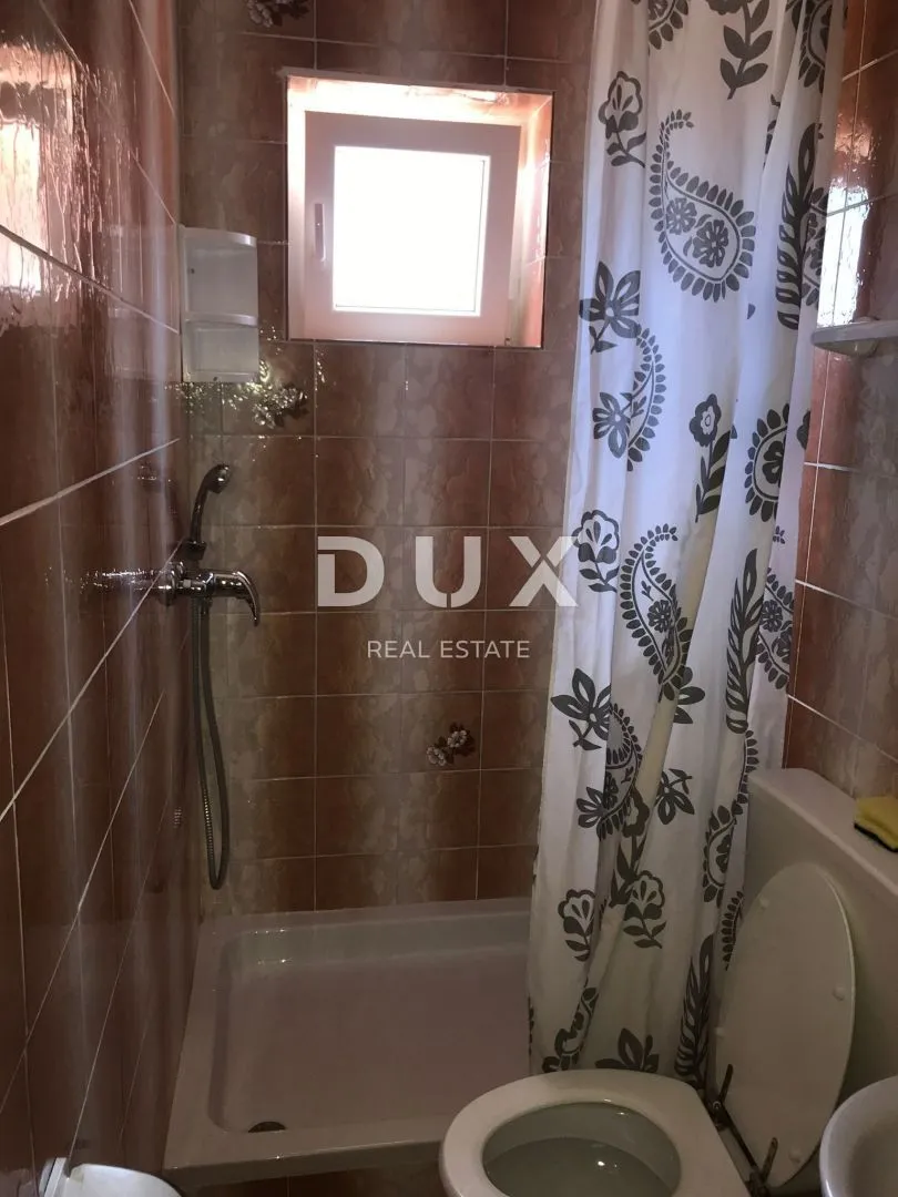 rab, lopar - kuća u centru grada - slika 10
