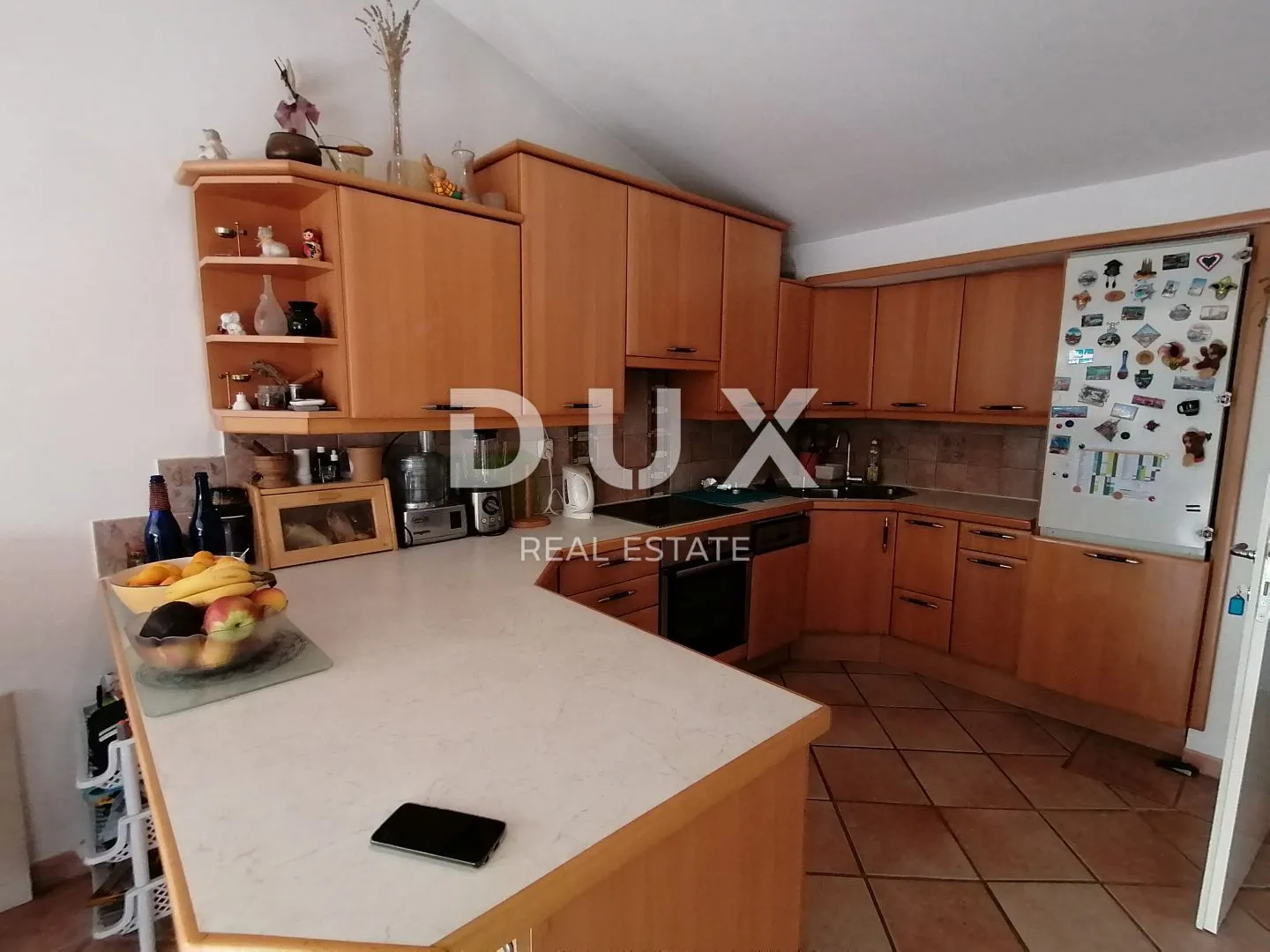 istra, rovinj apartmanska kuća na samo 40m od mora! - slika 44
