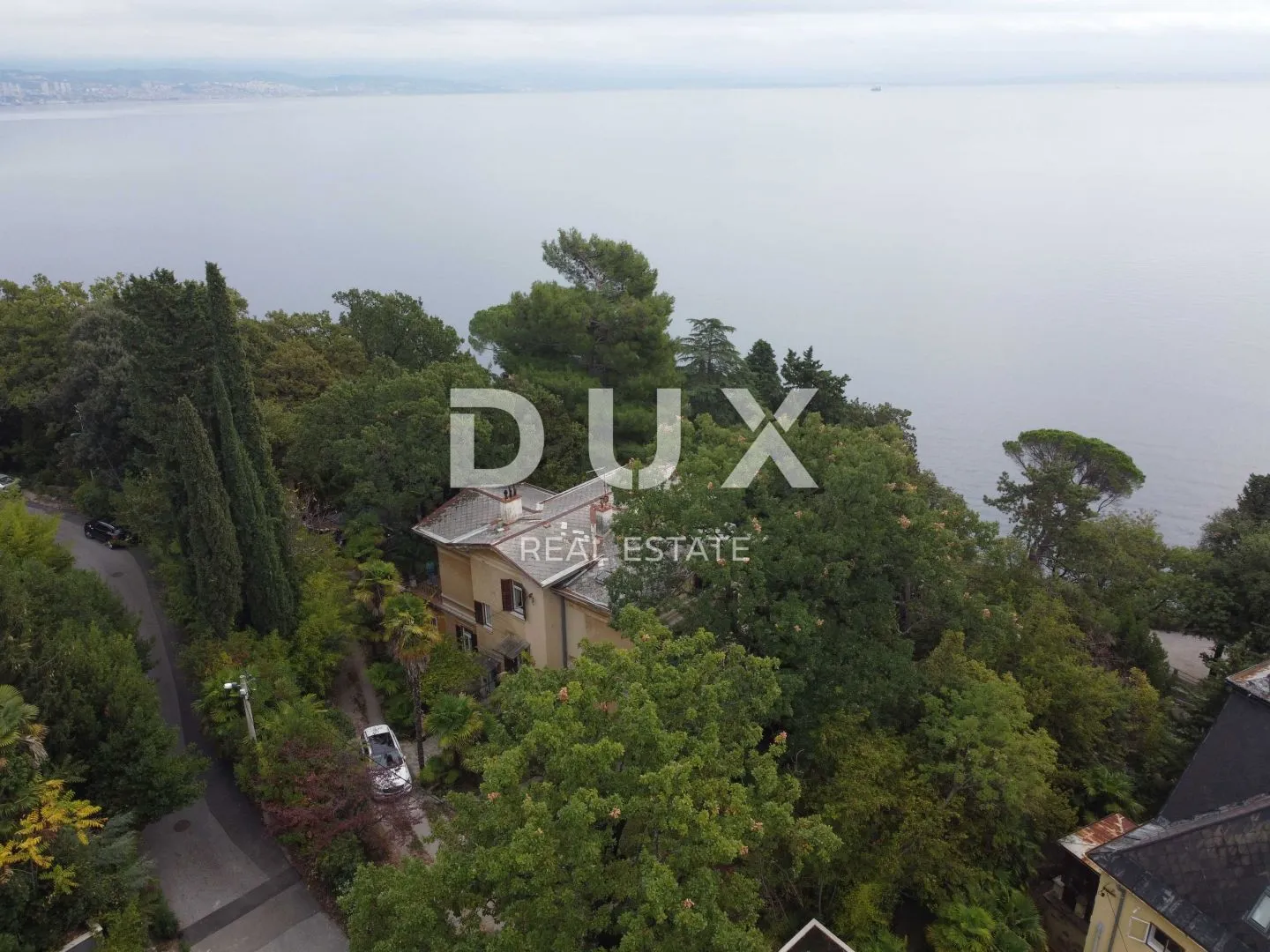 opatija, centar, vila, 484 m2, dva stana, 2. red do mora - slika 8
