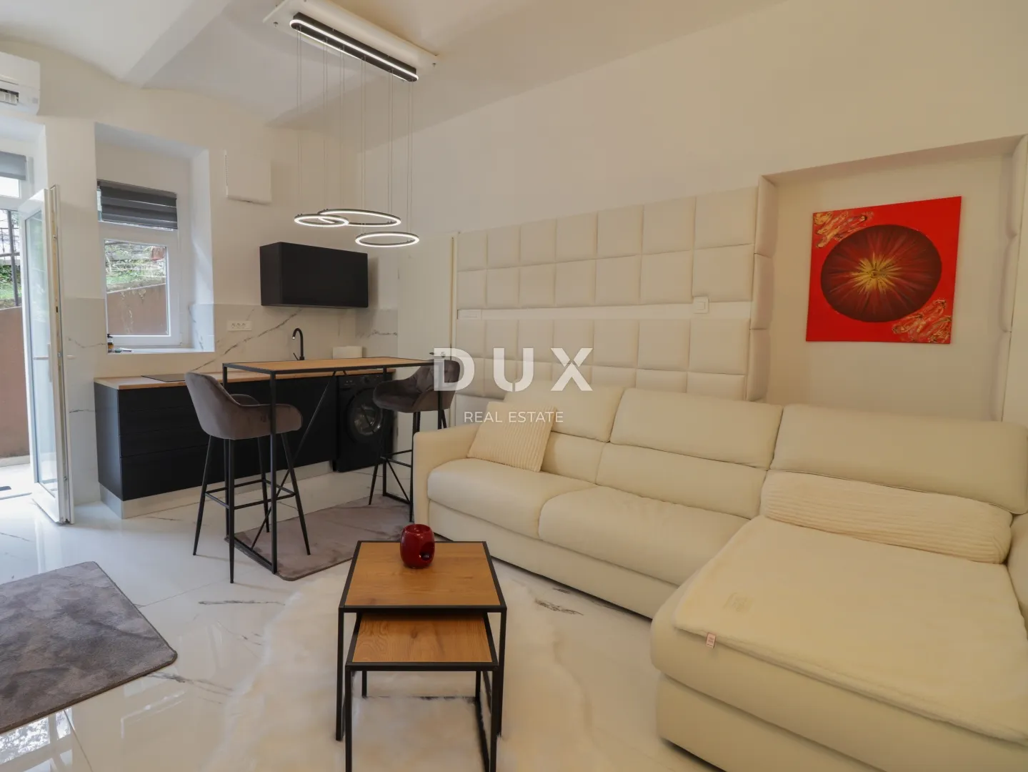 opatija, centar - studio apartman u povijesnoj vili drugi red do mora, uređen! - slika 2