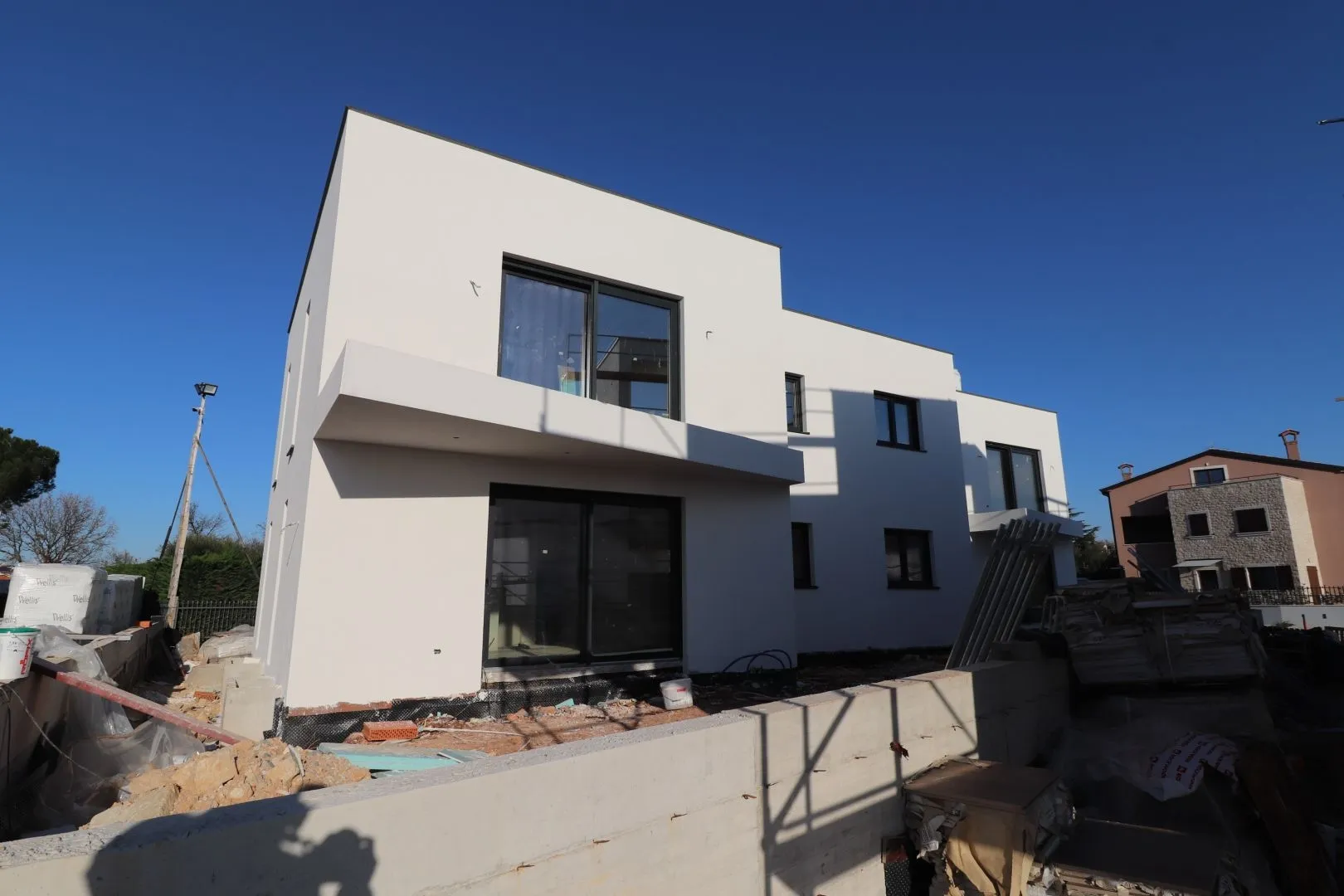 istra, poreč - lux vila sa vrtom i pogledom na more - slika 34
