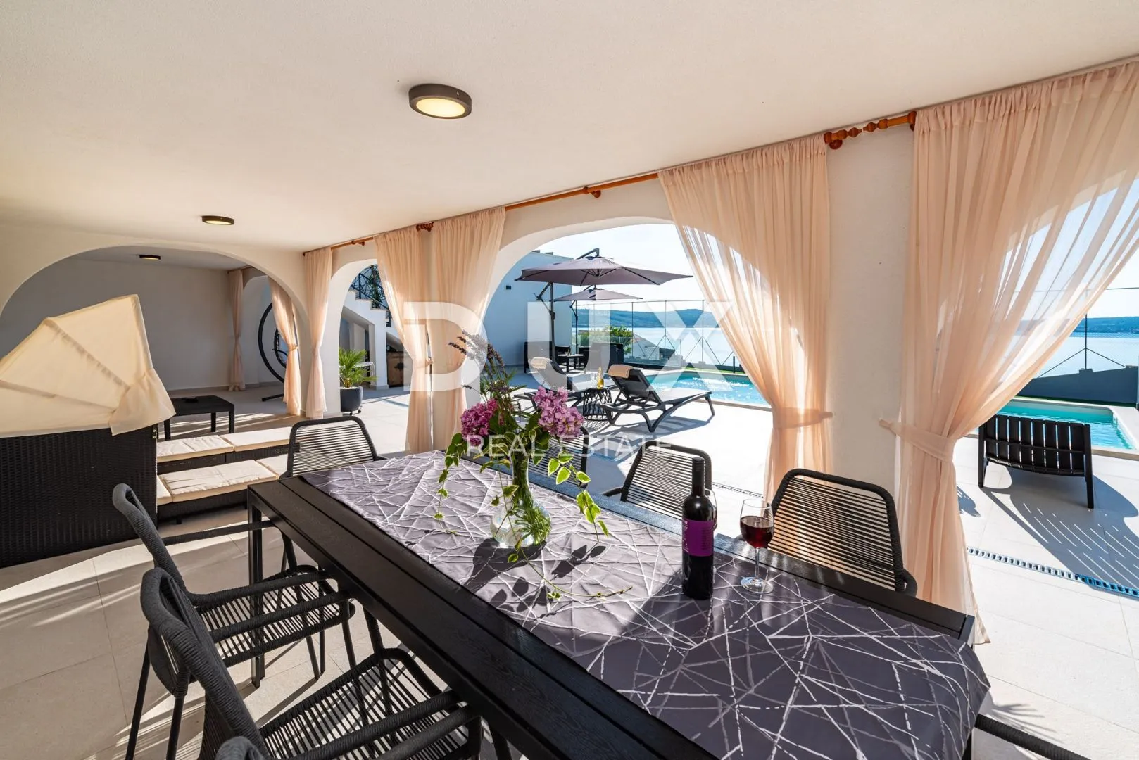zadar, novigrad - prekrasna vila s bazenom u blizini mora - slika 19