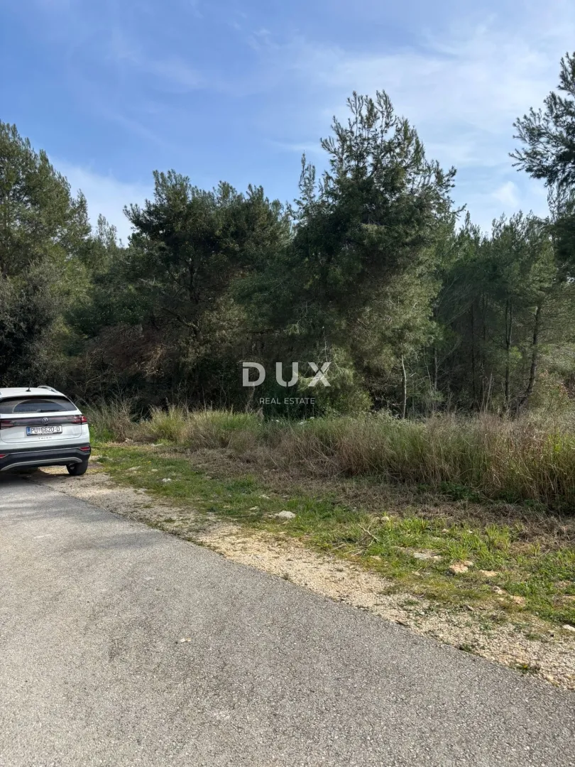 istra, medulin - jedinstvena parcela na top lokaciji! - slika 8