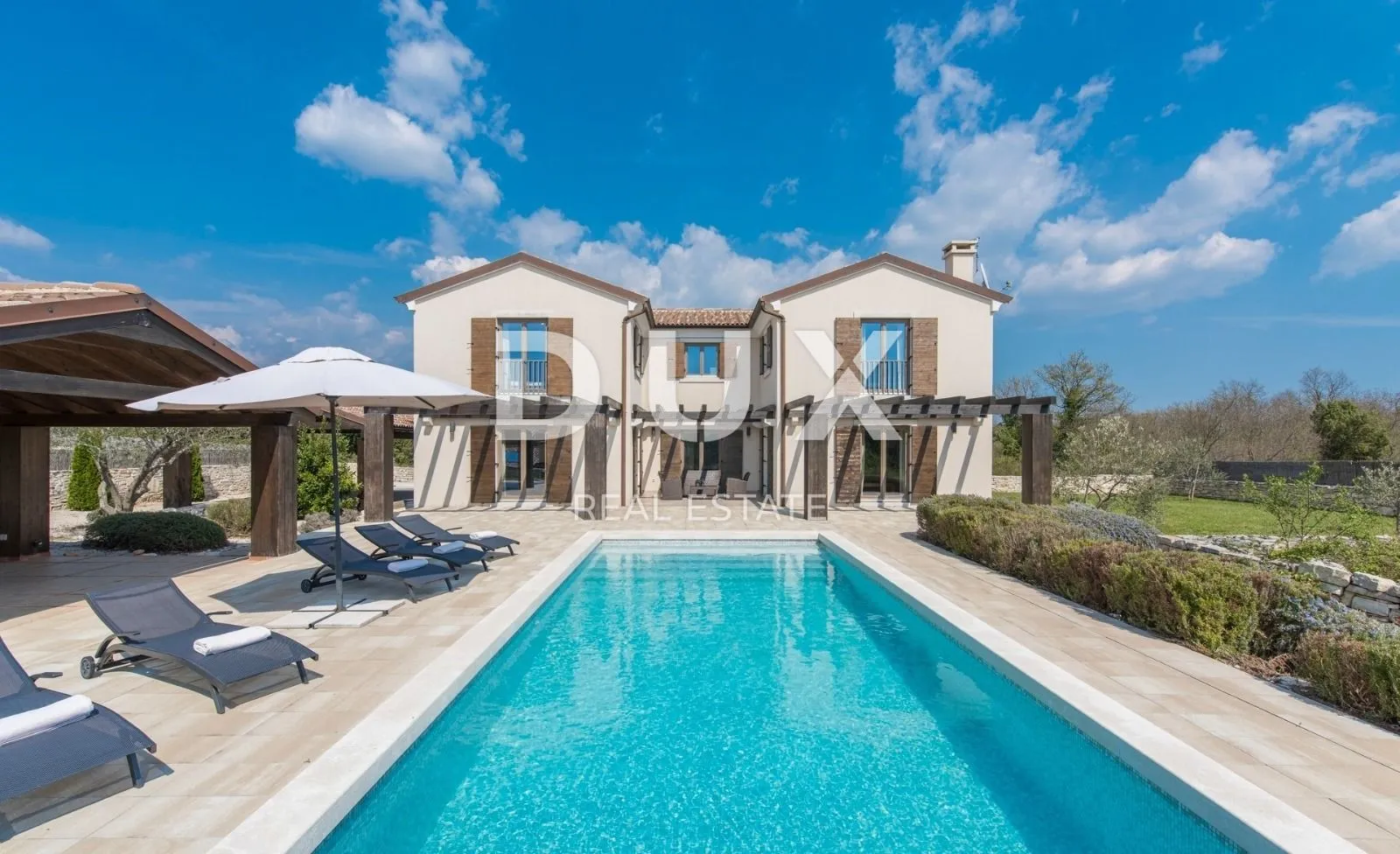 istra, juršići - prekrasan resort sa šest vila - slika 35