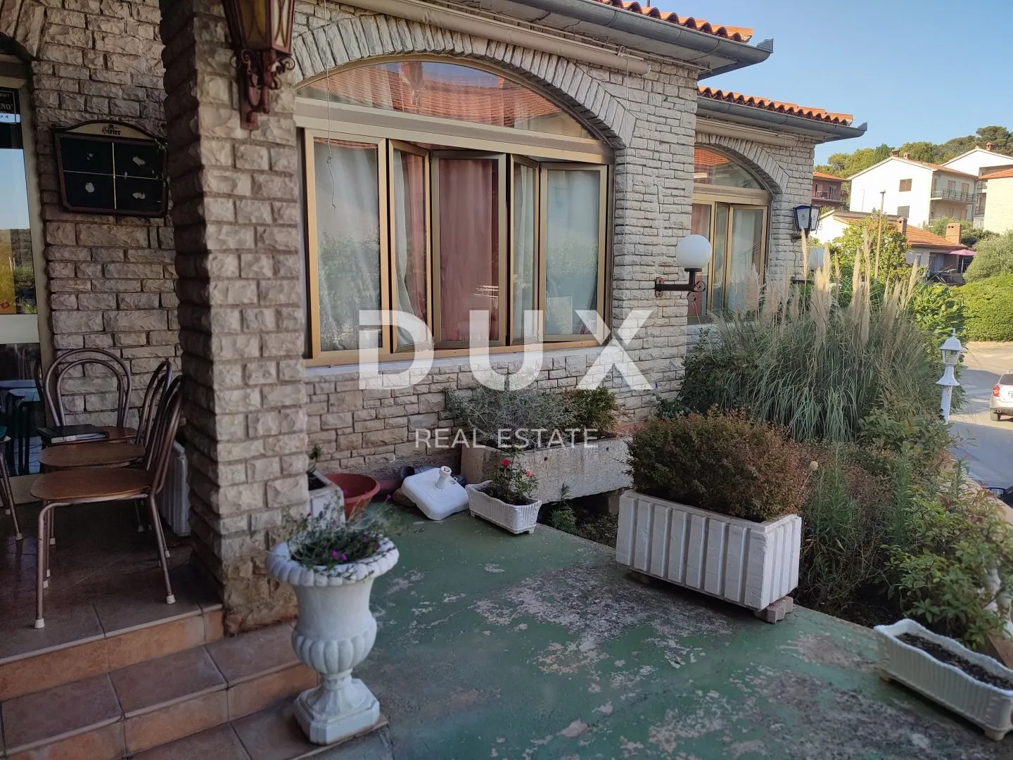 istra, pula - prostrana kuća od 673 m2 s pogledom na more - slika 43
