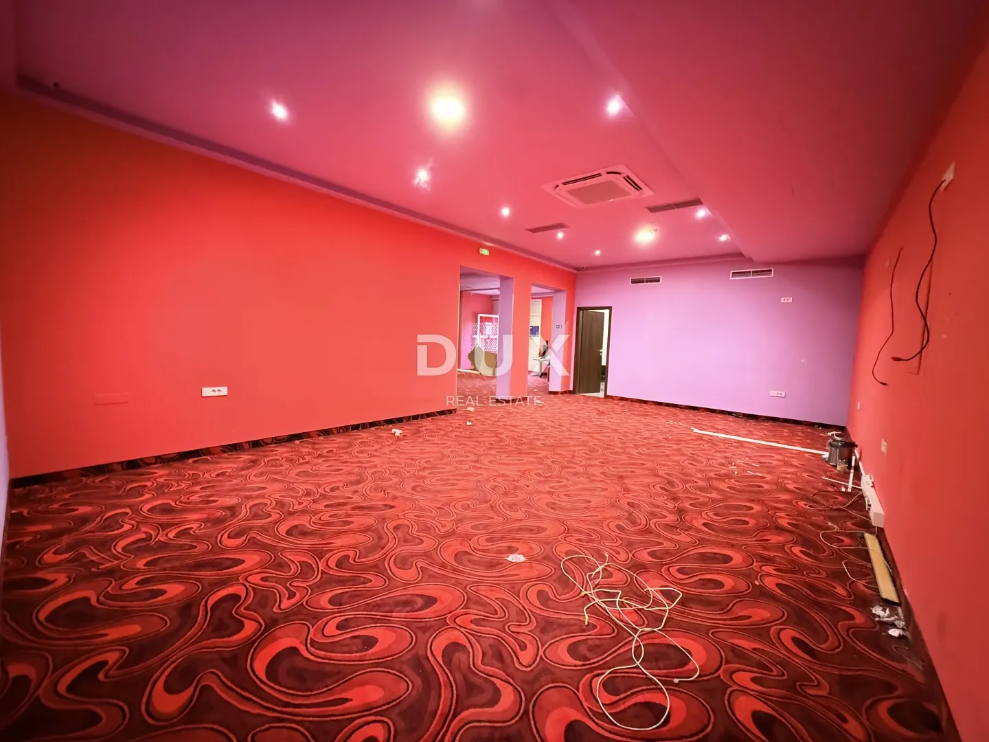kvarner, kostrena – pp u prizemlju, (uvjeti za casino) frekventna lokacija, veliki parking - slika 22