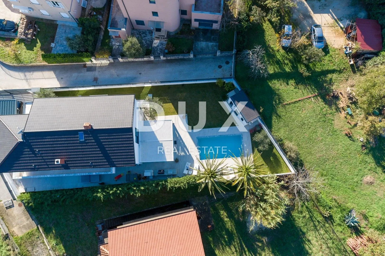 istra, rovinj - moderna obiteljska vila nadomak grada u mirnom dijelu rovinja - slika 65