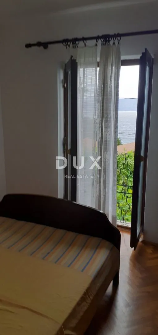 smokvica - kuća s 4 apartmana drugi red do mora (50m), garaža - slika 23