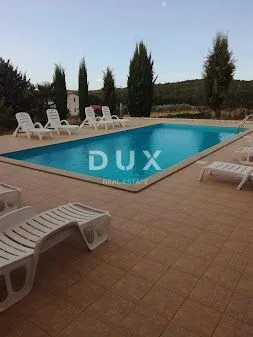 istra, poreč - apartmanska vila s bazenom - slika 33