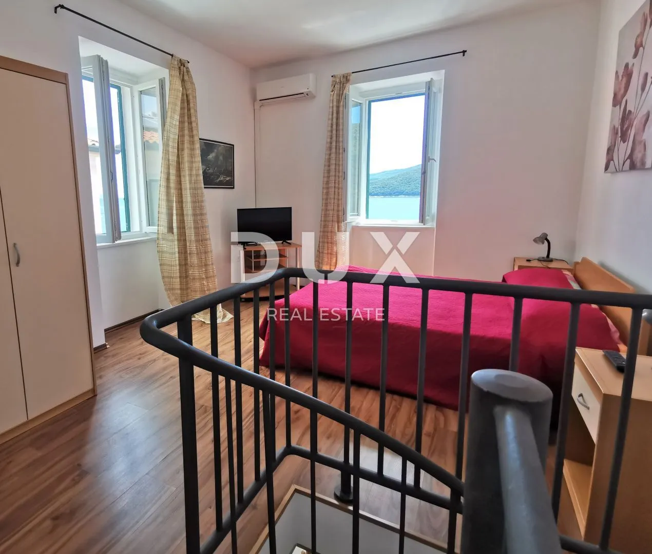 istra, rabac - dva apartmana, prvi red do mora - slika 7