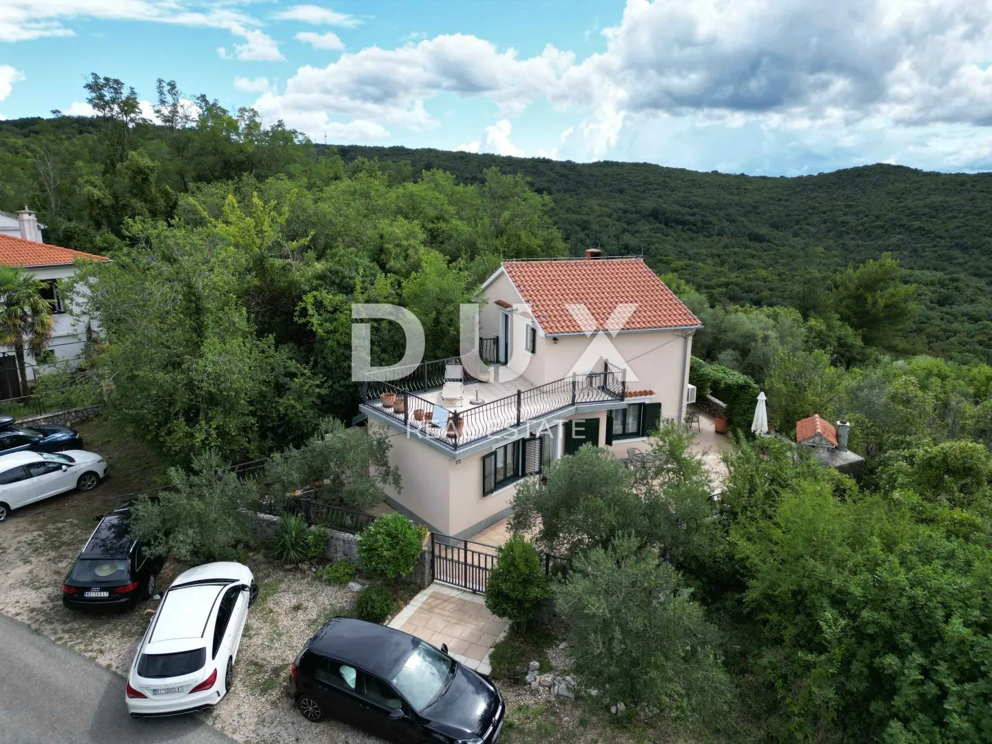krk, dobrinj - samostojeća kuća 135m2 s pogledom na more + okoliš 150m2 - slika 7