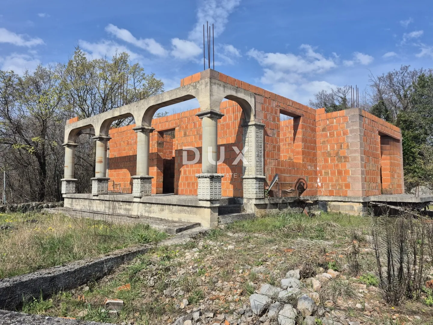 OTOK KRK, ŠILO (okolica) - prodaja samostojeće kuće u izgradnji, snižena cijena - Dobrinj